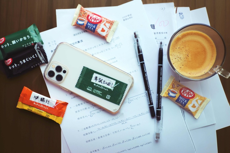 日本直送多款超人氣特殊KitKat 包裝藏暖心巧思 專屬Memo欄讓你手寫寓意祝福