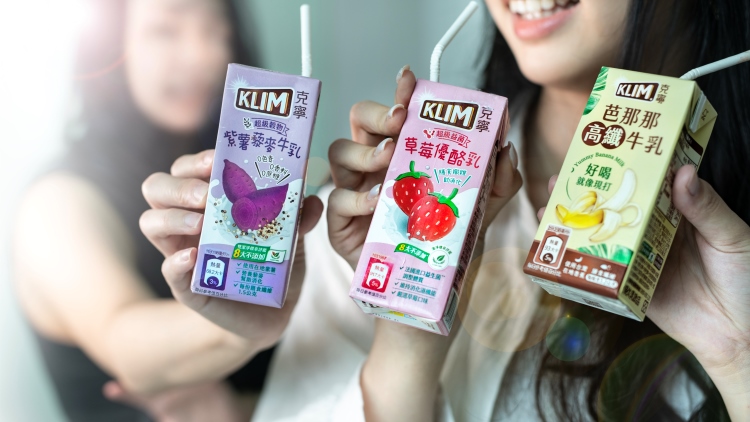 「克寧頂級風味乳」系列，各大通路限時優惠滿額折現，讓你一次滿足三種口味！