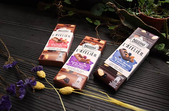 雀巢L'ATELIER瑞士頂級巧克力寵愛自享隨手包7-Eleven女人節獨賣。