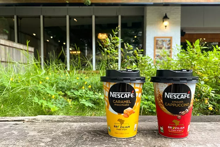 雀巢杯裝咖啡由內而外完整封存韓系浪漫-杯身以首爾街頭時尚咖啡館為概念，色系活潑鮮明，拿著都潮！